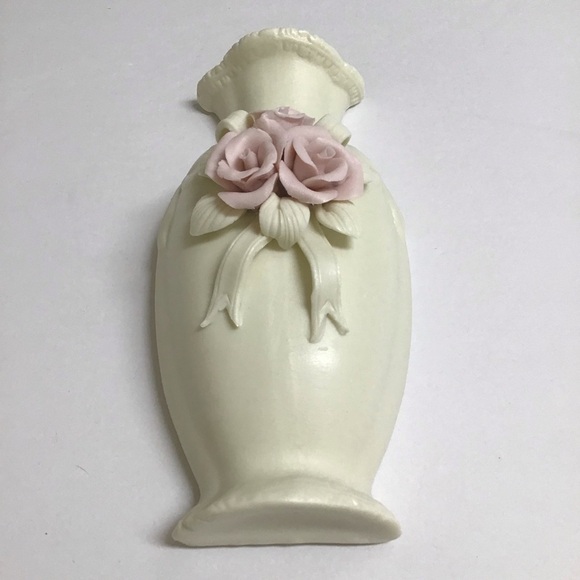 Bisque Wall Pocket Vase Pink Roses Cream Bisque Bows Ceramic Cottagecore Vintage - Picture 9 of 10